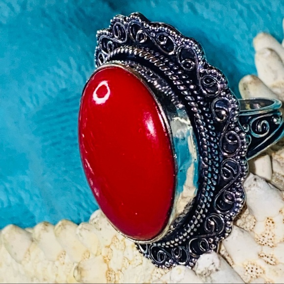 Italian Coral vintage handcrafted ring - Picture 2 of 6